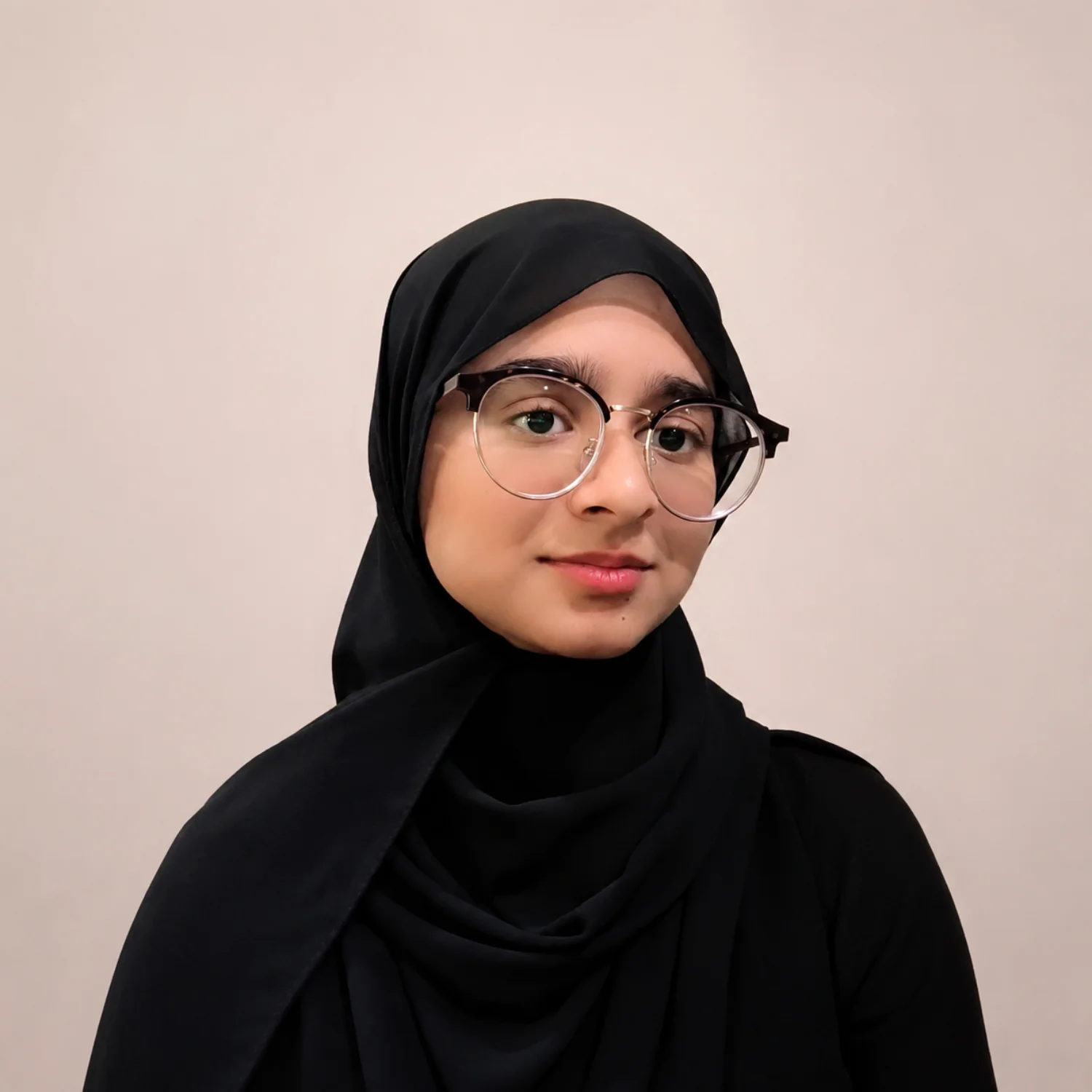 Maria Antulay - Intern